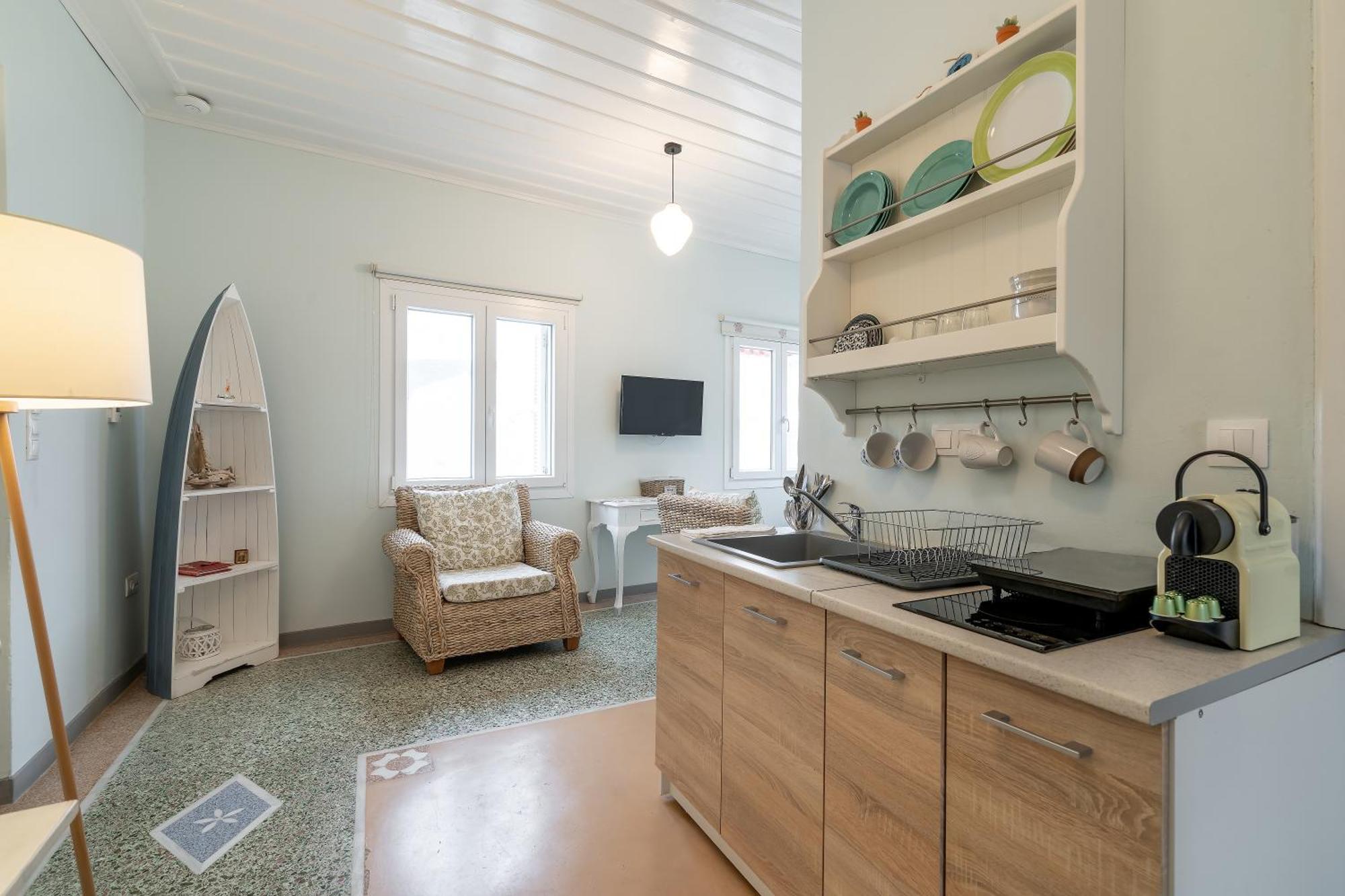 Castel Abaso Boutique Apartments By Explore Andros Zewnętrze zdjęcie