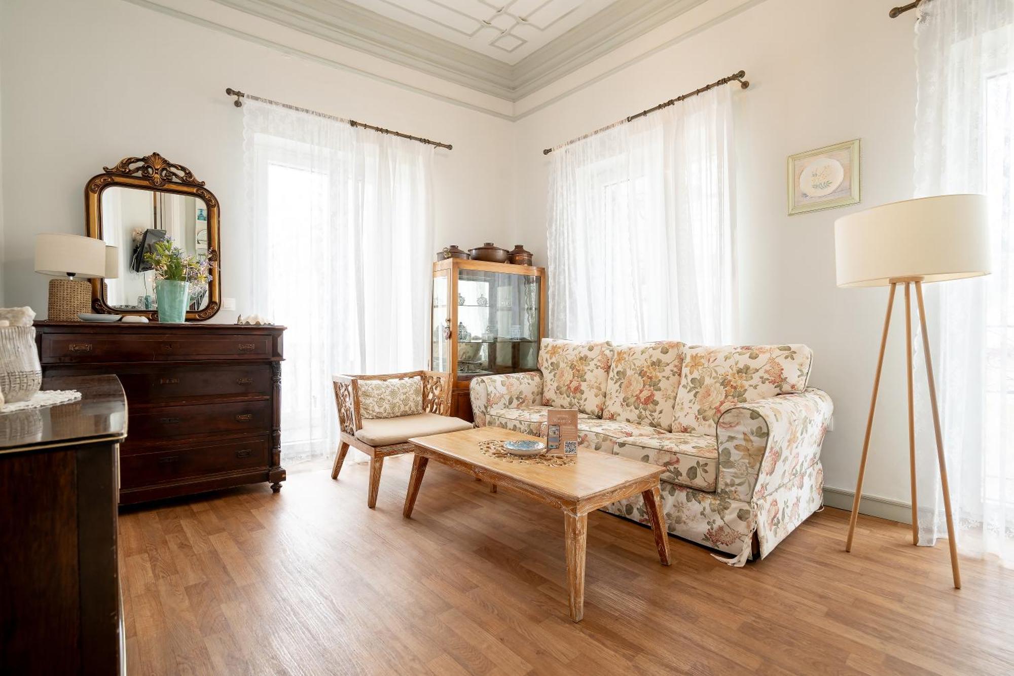Castel Abaso Boutique Apartments By Explore Andros Zewnętrze zdjęcie